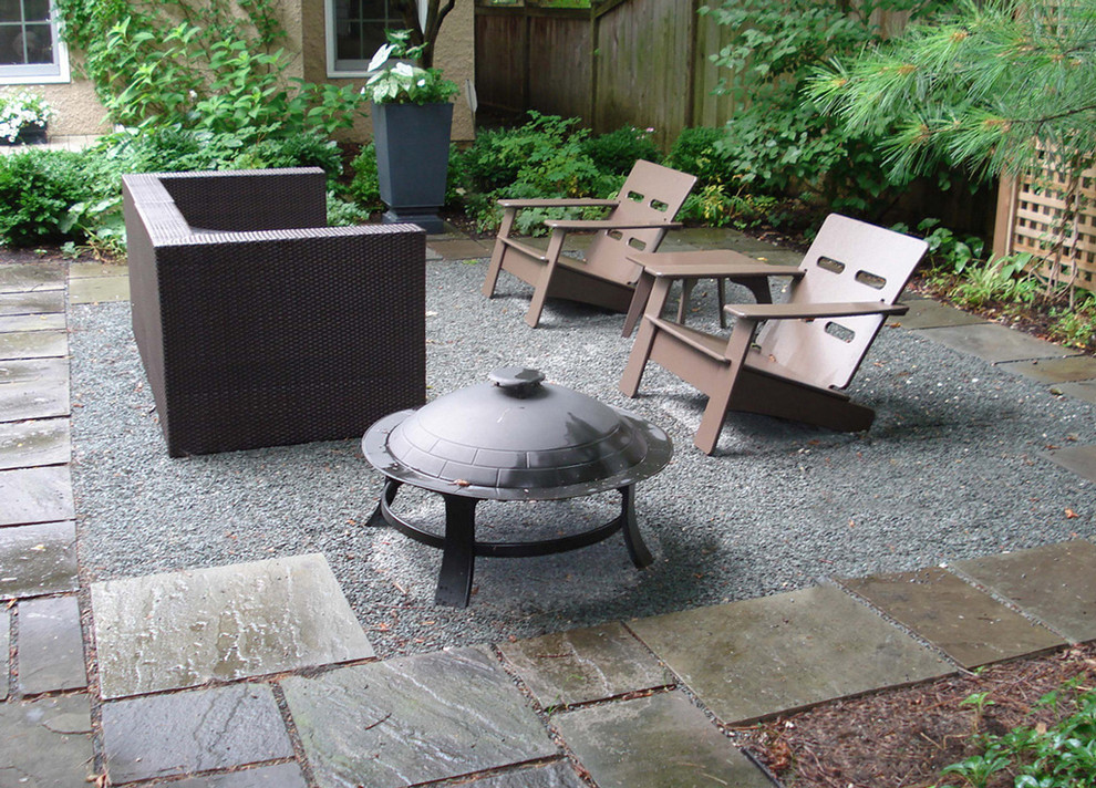 Bluestone Gravel Patio Traditional Patio Chicago by Nature's