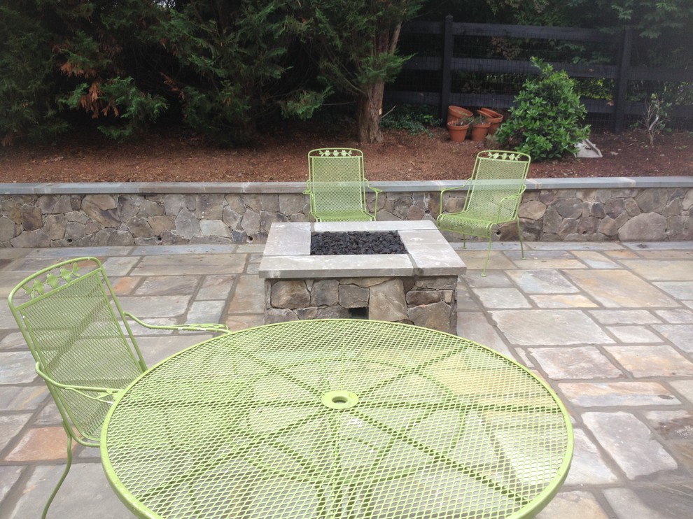 Bluestone Patio with Seat Wall and Fire Pit Traditional Patio