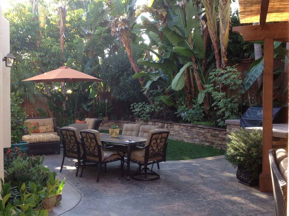Mediterranean patio in San Diego.