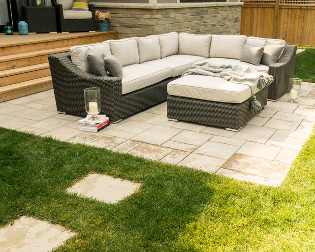Bretton sectional set Brad's house Patio Toronto de Toja Inc