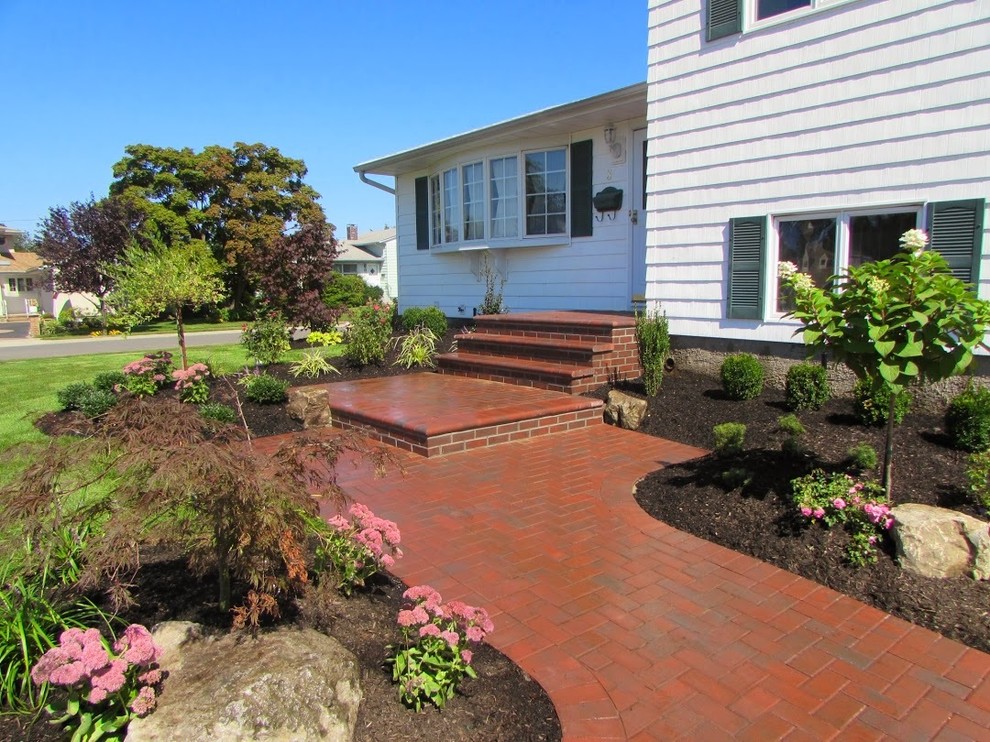 Brick stoop and Walkway Landscaping Nassau County Traditional Patio