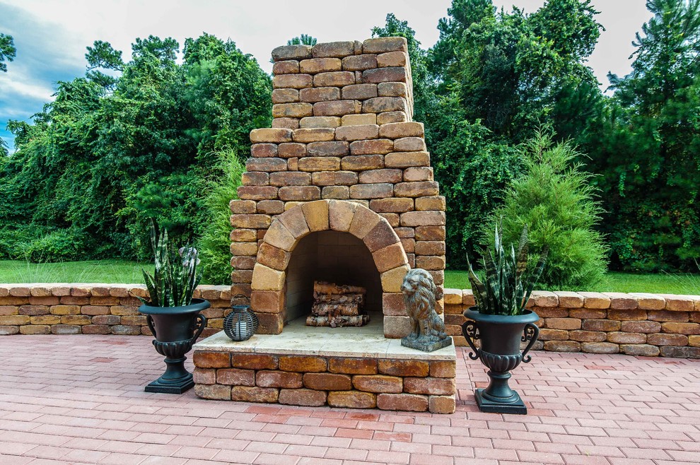 Brittsan House (by Tolaris Homes) Classique Terrasse et Patio Orlando par MJS Designers