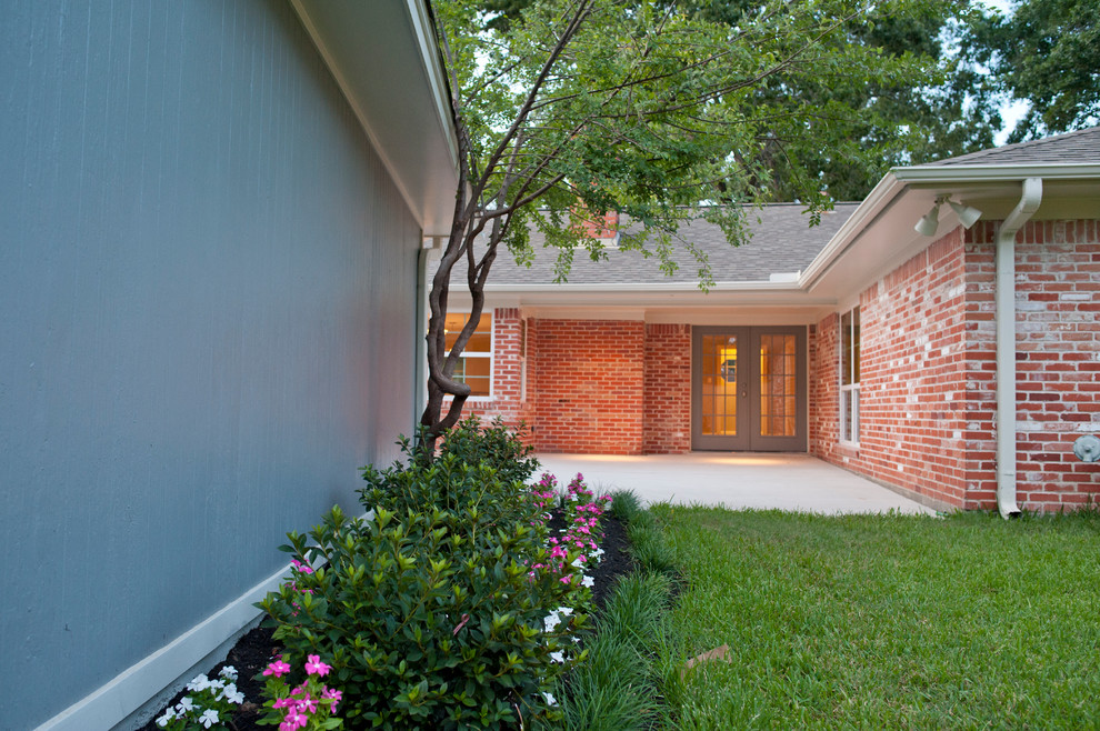 Brookmere Traditional Patio Houston by Crafted Custom Homes + Renovations Houzz