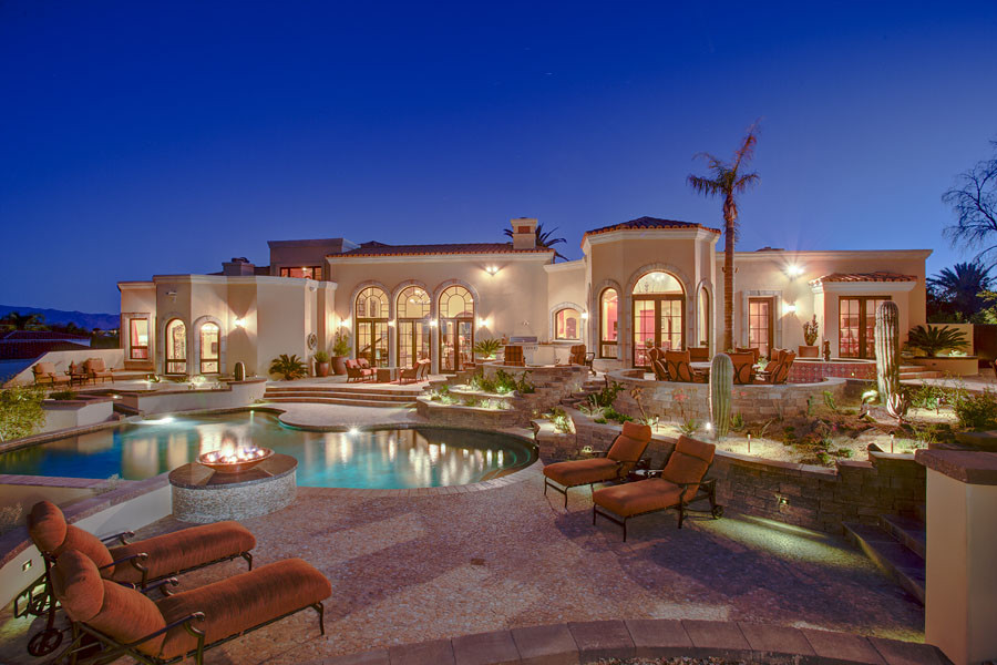 Example of a tuscan patio design in Phoenix