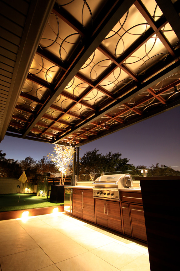 Bucktown Residential Rooftop Modern Patio Chicago by Rooftopia