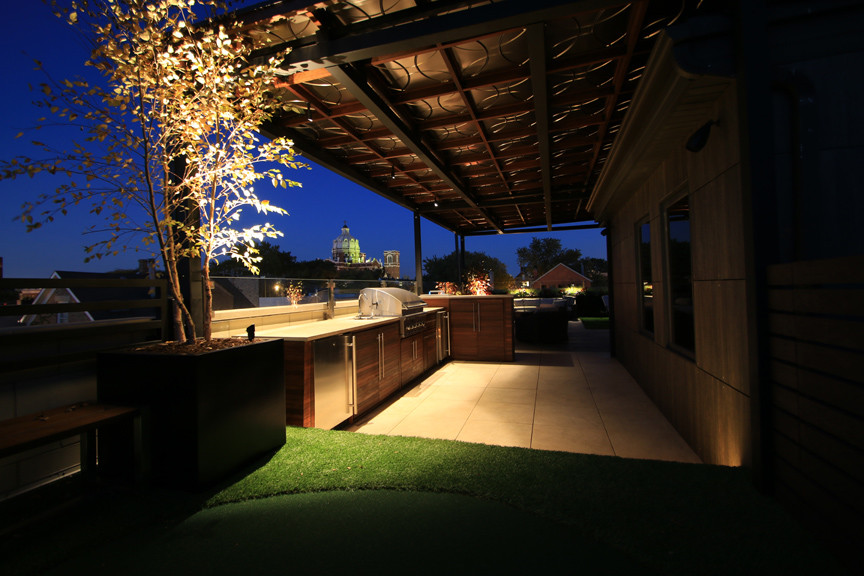 Bucktown Residential Rooftop Modern Patio Chicago by Rooftopia