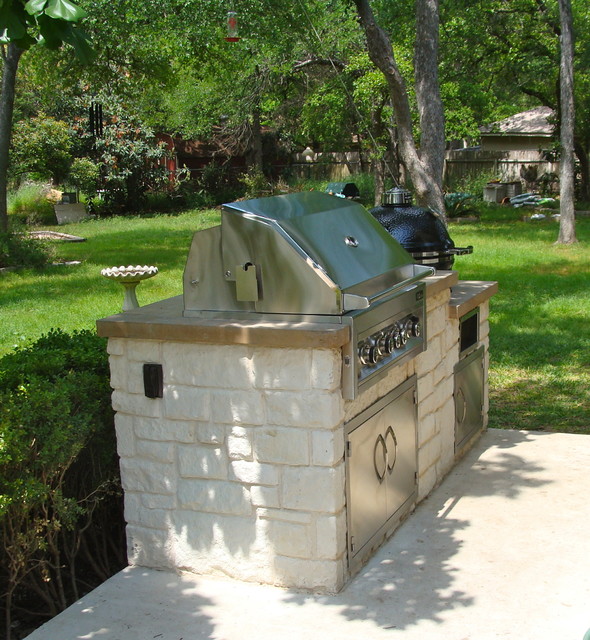 BUda, Texas Smith Island Traditional Patio Austin by FLO Grills