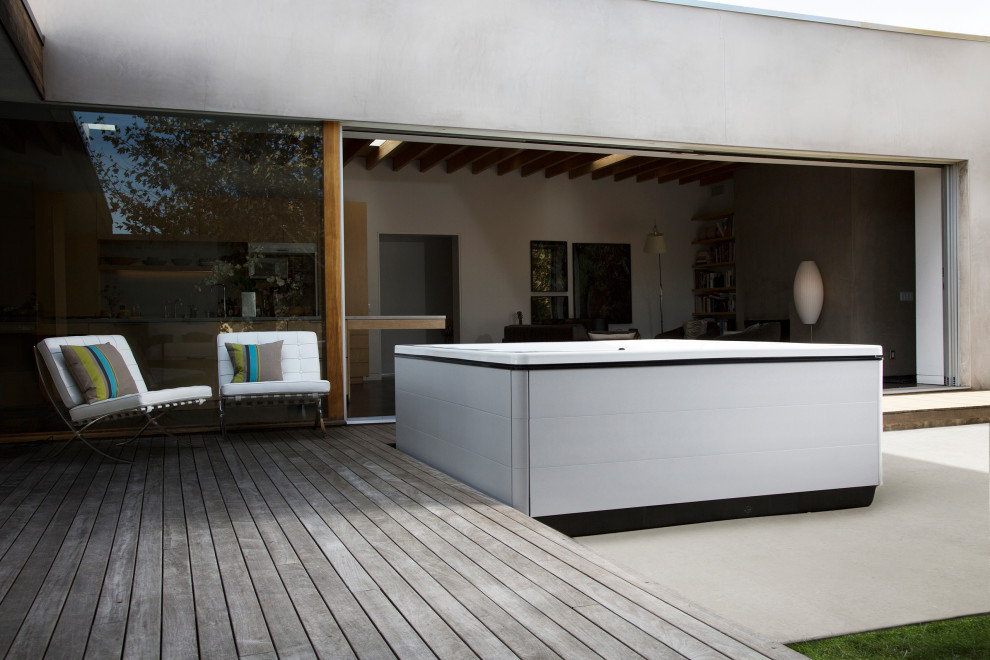 Bullfrog Spas Moderne Terrasse et Patio Seattle par Armstrong's