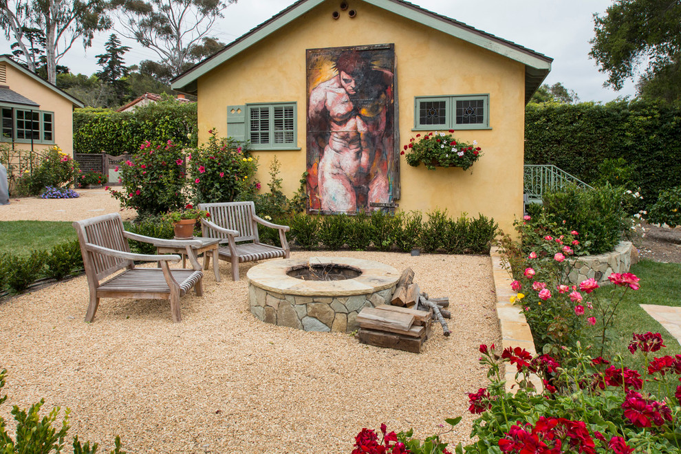 This is an example of a traditional patio in Austin with gravel.