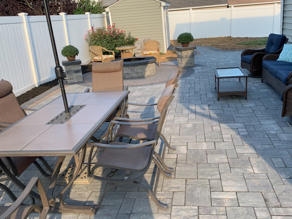 Cambridge Paver Ledgestone Patio with Firepit Massapequa Park, NY
