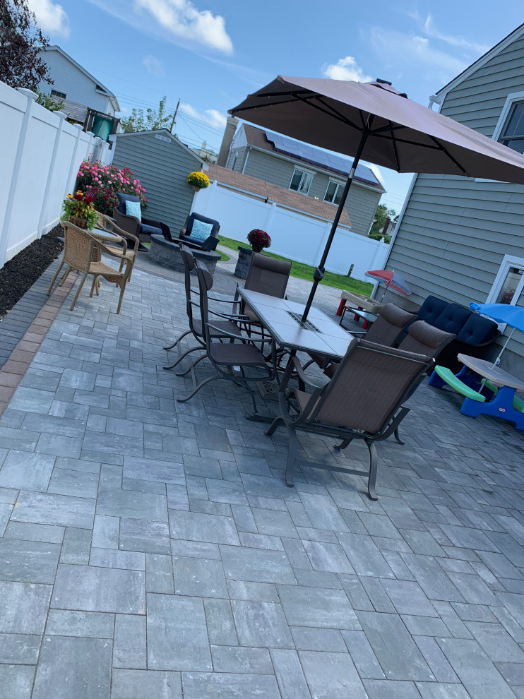 Cambridge Paver Ledgestone Patio with Firepit Massapequa Park, NY