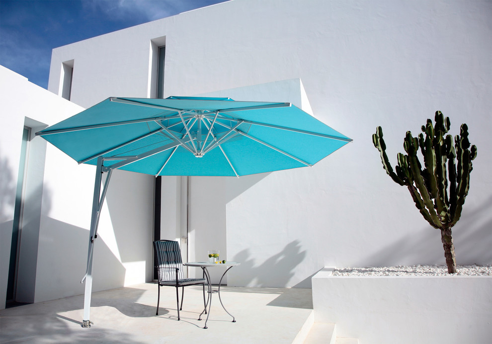 Cantilevered Patio Umbrella Belvedere Modern Patio Other By Caravita Exclusive Sunshades