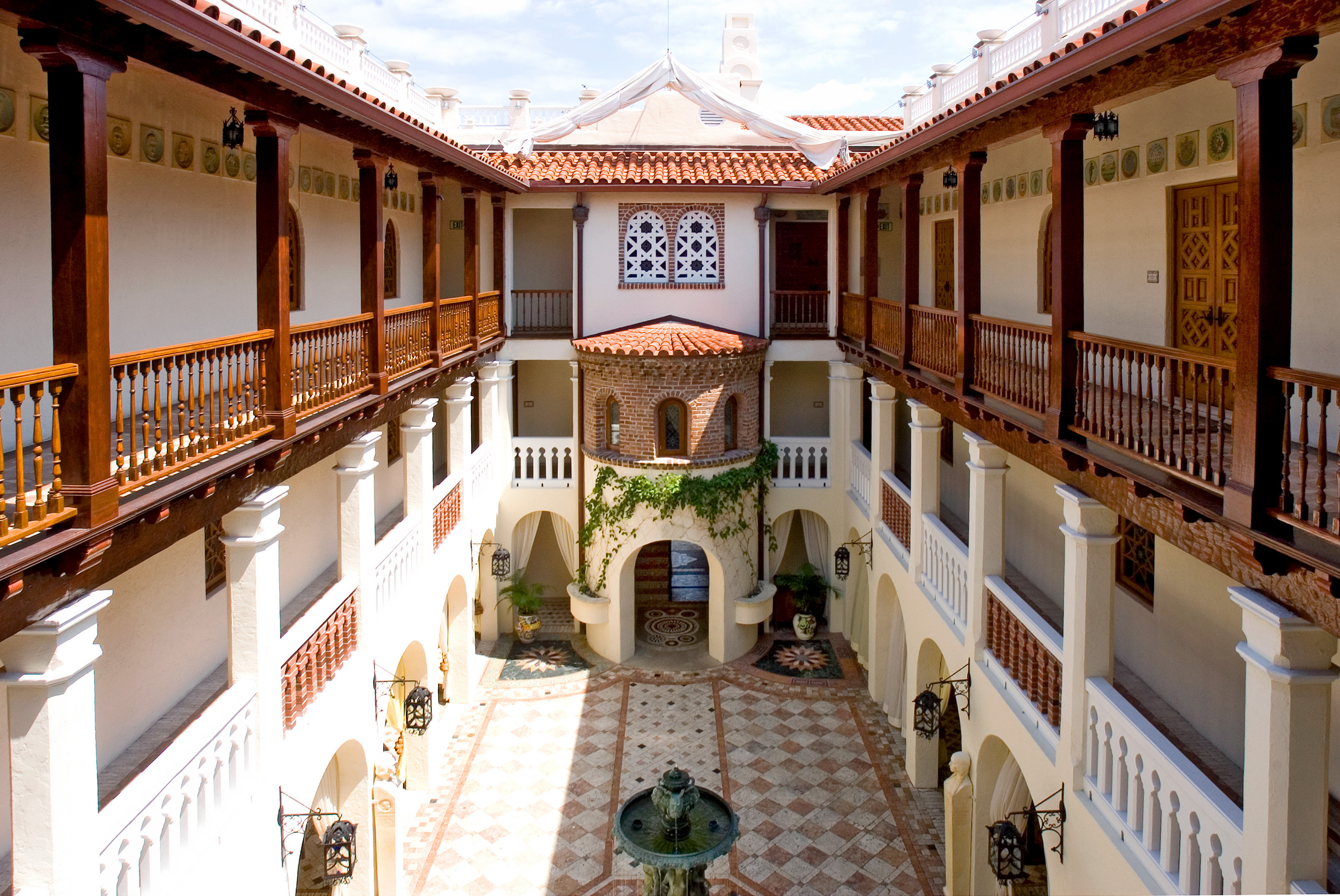 casa casuarina versace