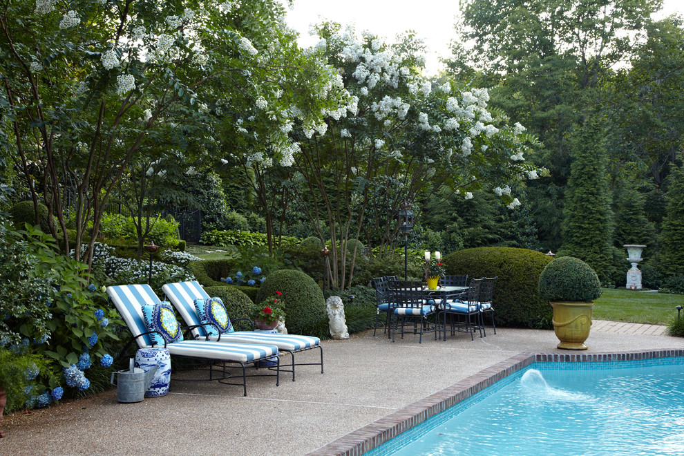 Photo of a classic patio in Other.