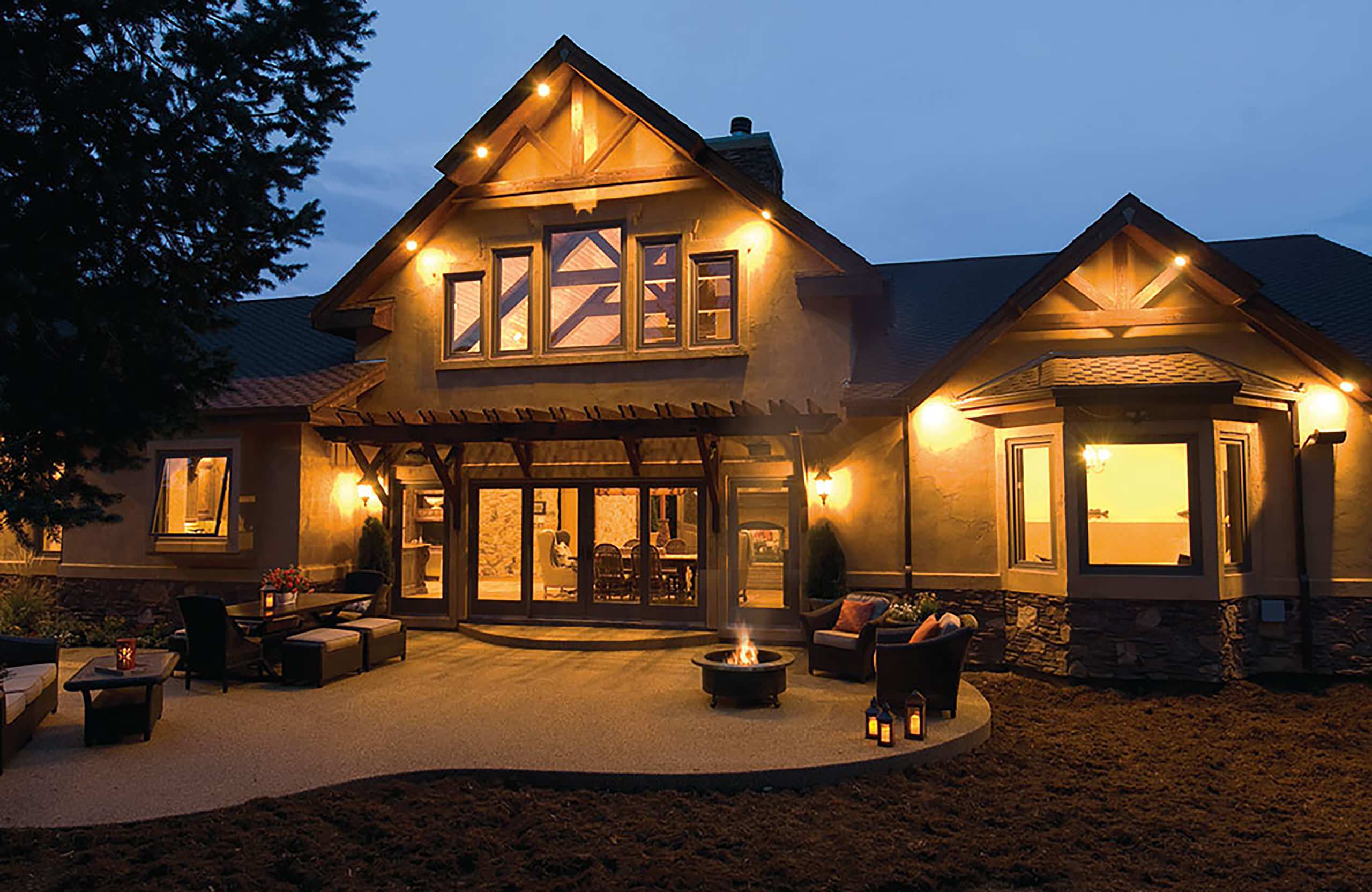 Cascade Exterior Interior Double French Wood Gliding Paito Doors Bay Windows Traditional Patio Milwaukee By Renewal By Andersen Window Replacement Milwaukee Houzz