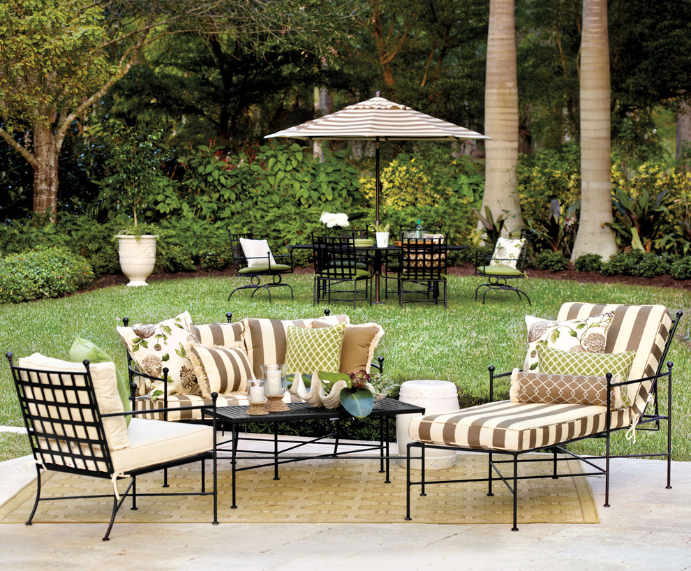 Castellon Outdoor Living Contemporary Patio Atlanta by Ballard