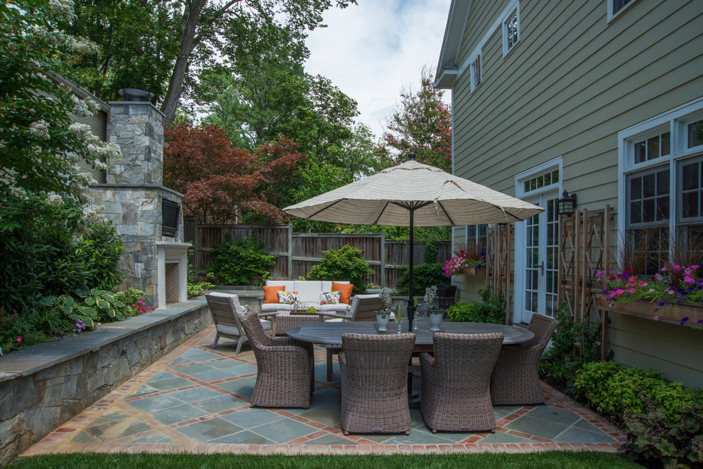 Inspiration for a transitional patio remodel in DC Metro