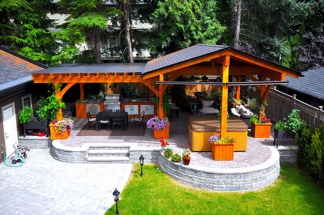 https://st.hzcdn.com/simgs/pictures/patios/cedar-timber-pavilion-outdoor-kitchen-alair-homes-burnaby-img~74e13b070a3c1bdd_4-5862-1-cf0a8f5.jpg