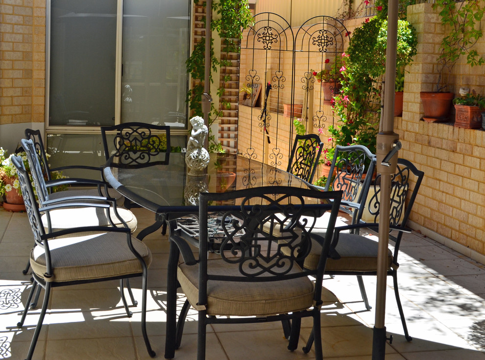 Central Courtyard Patio Perth by Jennie Hunt Houzz