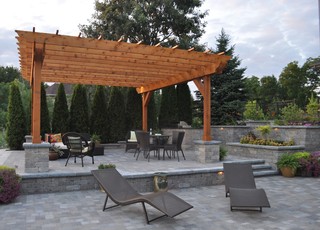 Небольшая деревянная летняя кухня с односкатной крышей | Gazebo pergola, Yard sheds, Pergola