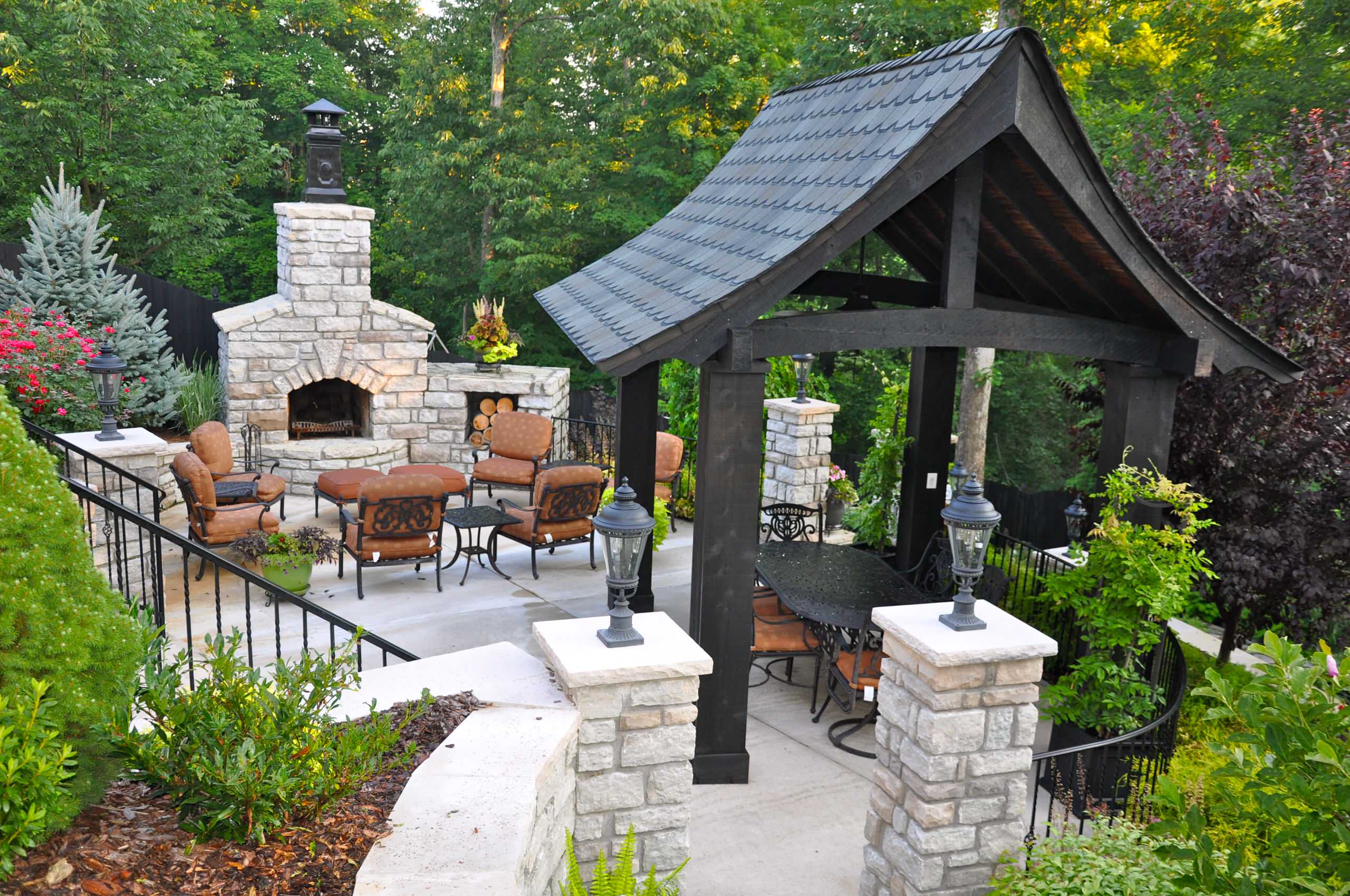 Cincinnati Landscaping Traditional Patio Cincinnati By Tepe Landscaping Services Houzz