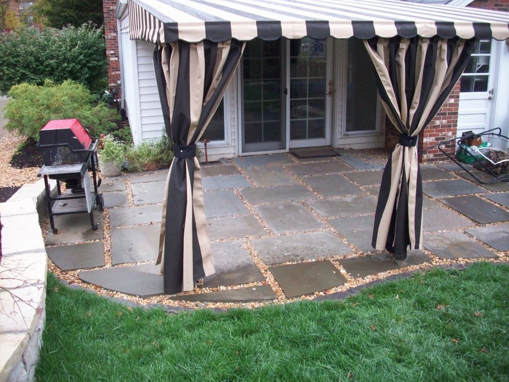 Clayton, Missouri sawn bluestone permeable patio Patio St Louis
