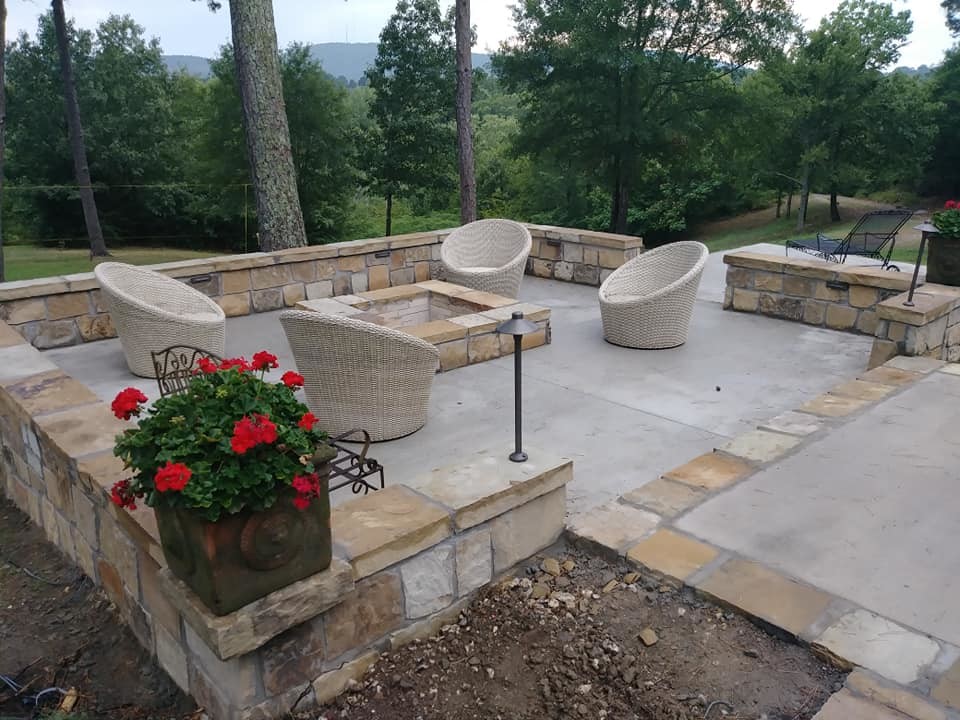 Concrete & stone patio Craftsman Patio Little Rock by Badillo