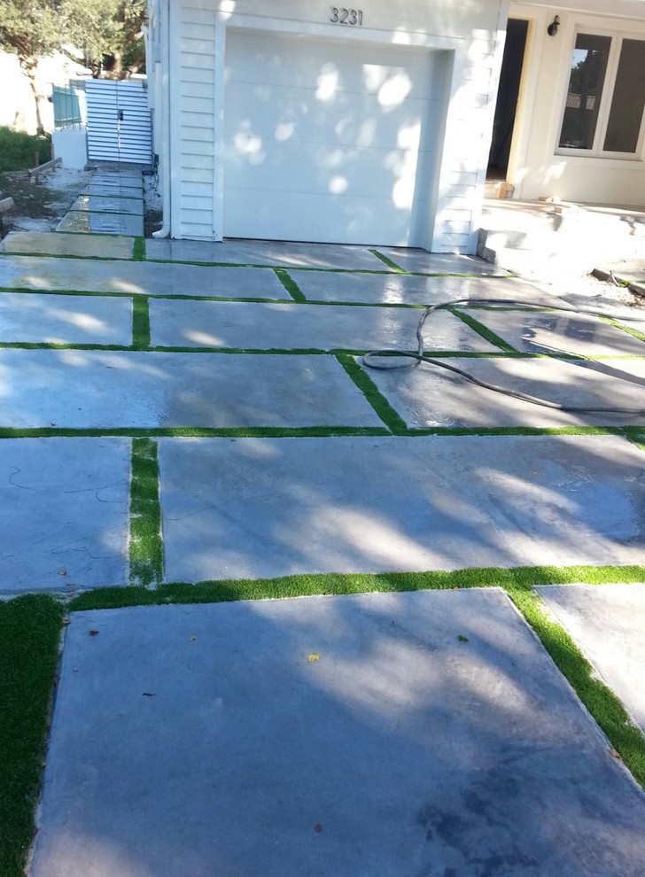 Concrete Pads Traditional Patio Miami by Monster Grass