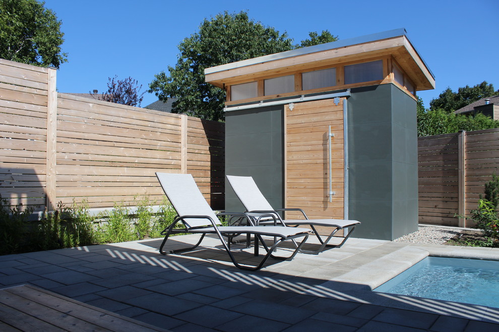 Contemporary Landscape Makeover // Driveway // Patio & Pool // Walkway