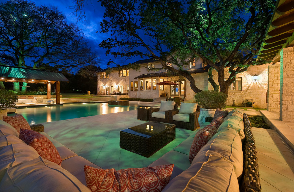 Elegant patio photo in Austin