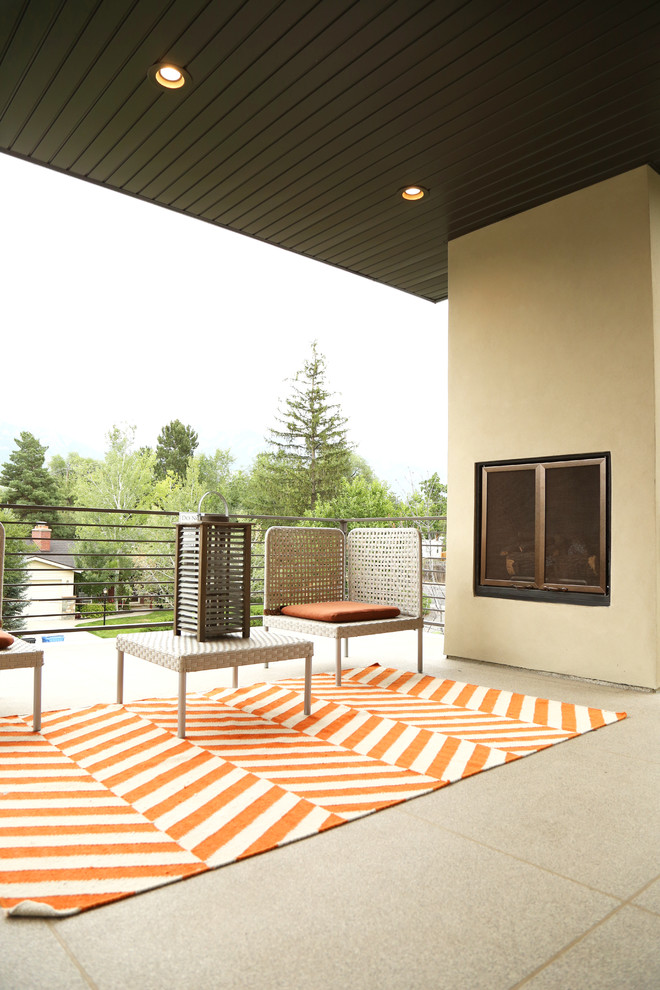 Inspiration for a contemporary patio in Salt Lake City.