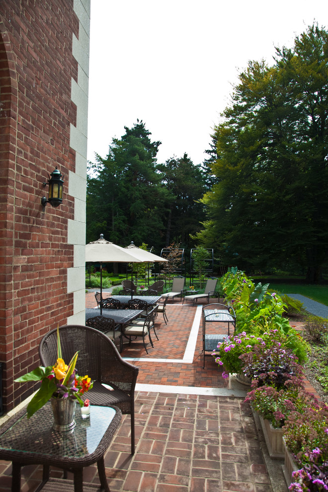 Country House - Traditional - Patio - New York - by A J Miller ...