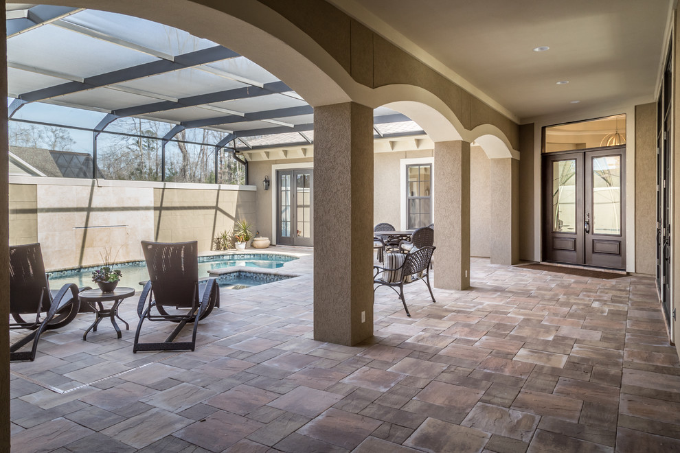 Courtyard Living Bluffton, SC Contemporary Patio by LargoCR