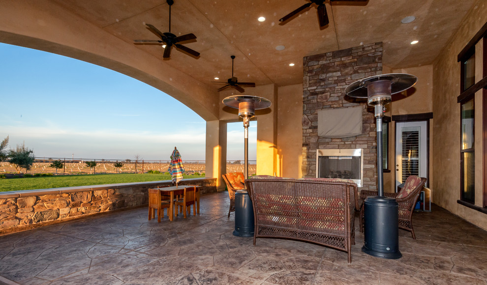 Custom 3442 Home in Fresno, CA Mediterranean Patio Other by