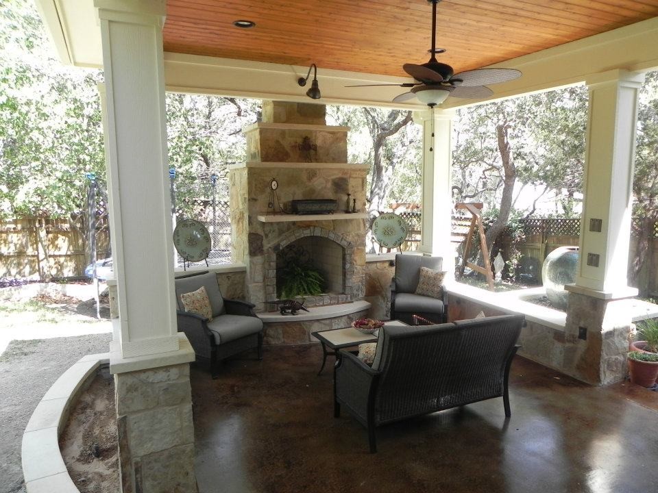 This is an example of a classic patio in Austin.
