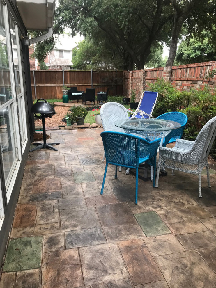 Custom Garden Escape in Addison, TX Traditional Patio Dallas by