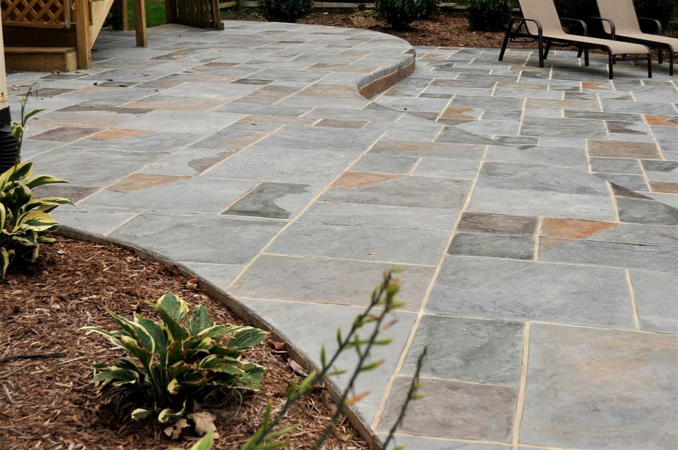 Custom Stamped Concrete PA bluestone style Centreville Traditional