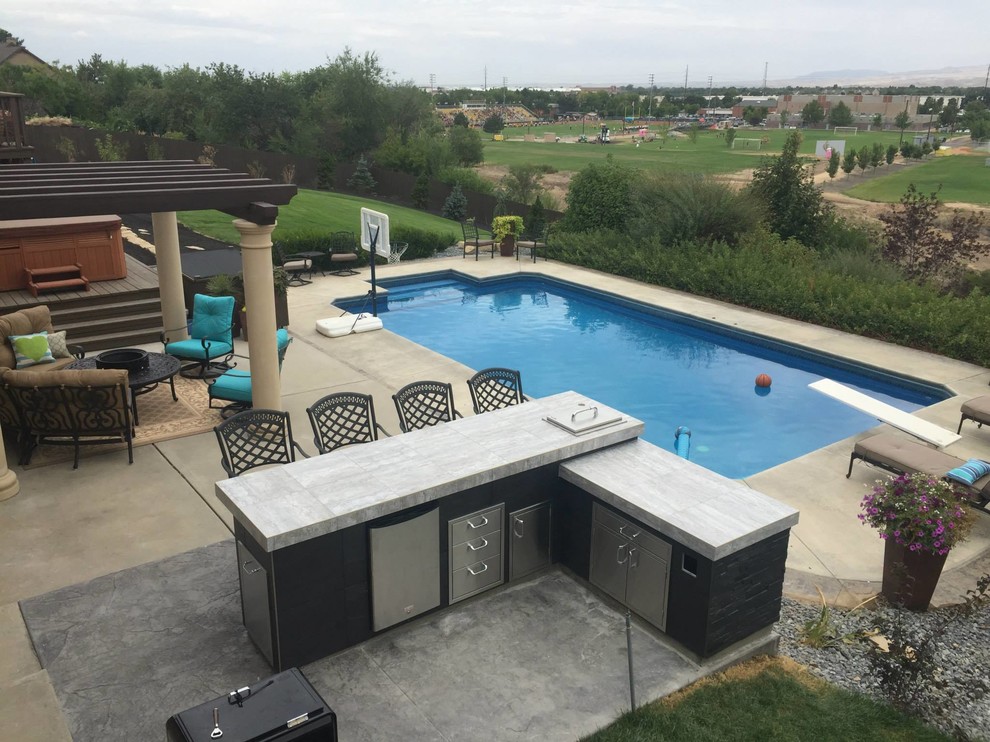 Derig Outdoor BBQ Island Traditional Patio Boise by Tile Outlet