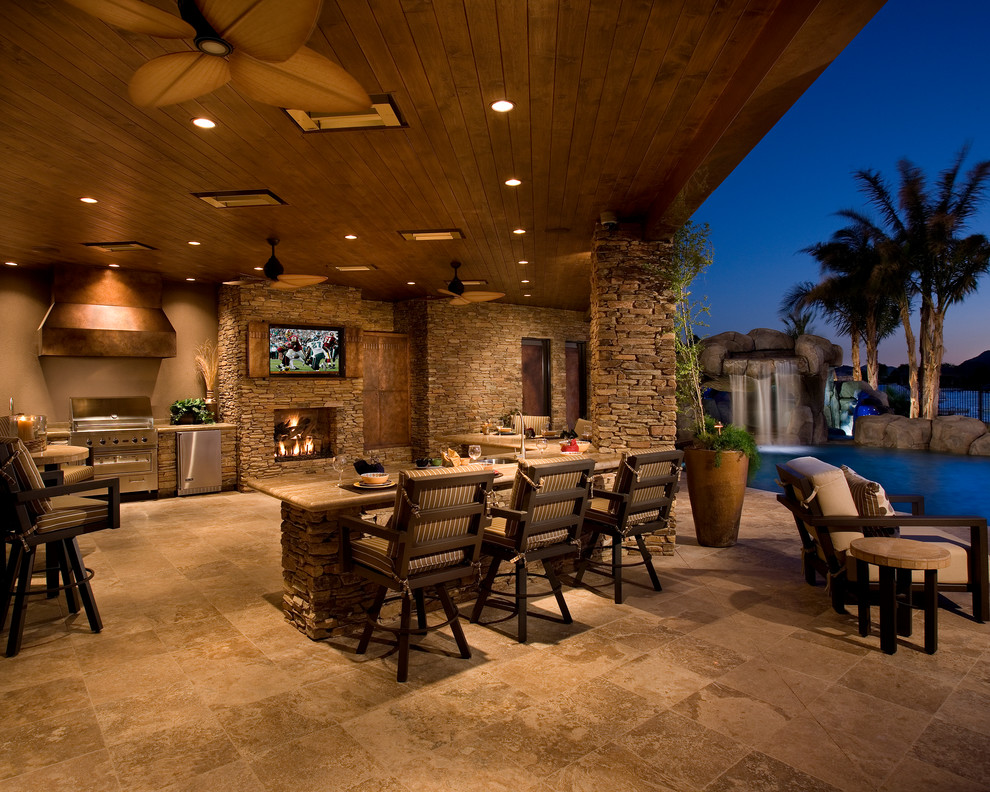 Mediterranean patio in Phoenix.