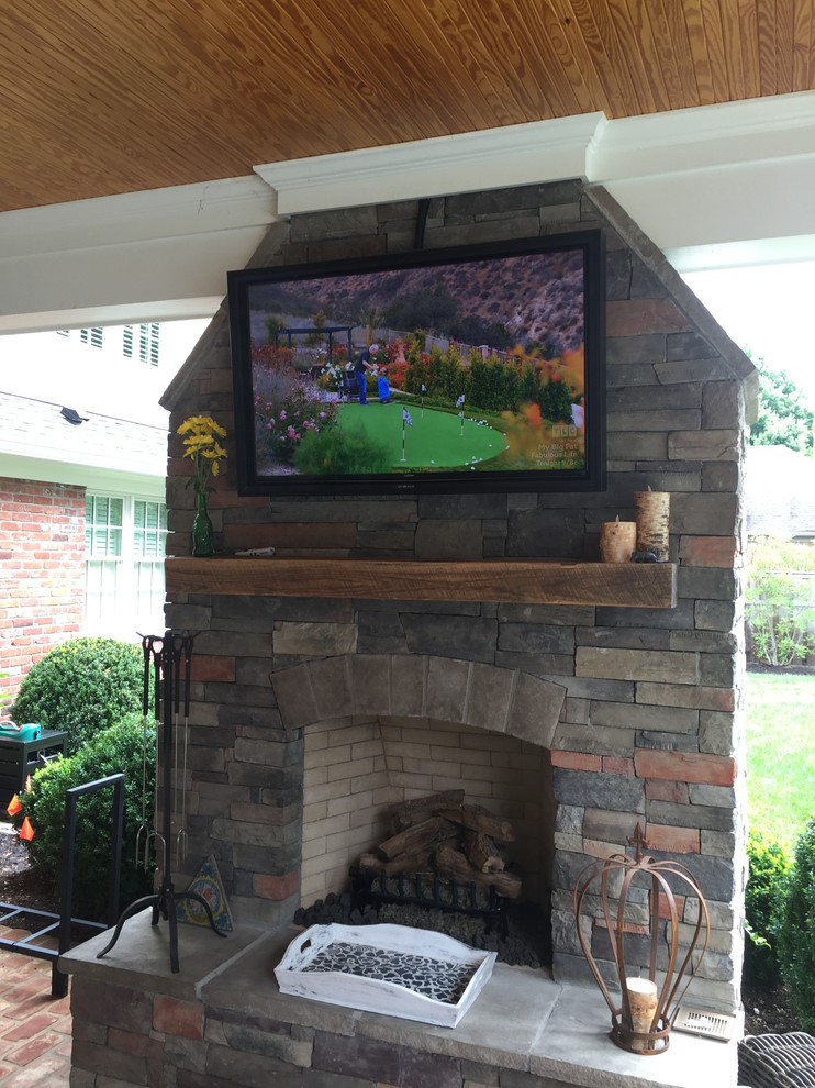 Downtown Lexington Outside Home Entertainment Project Traditional