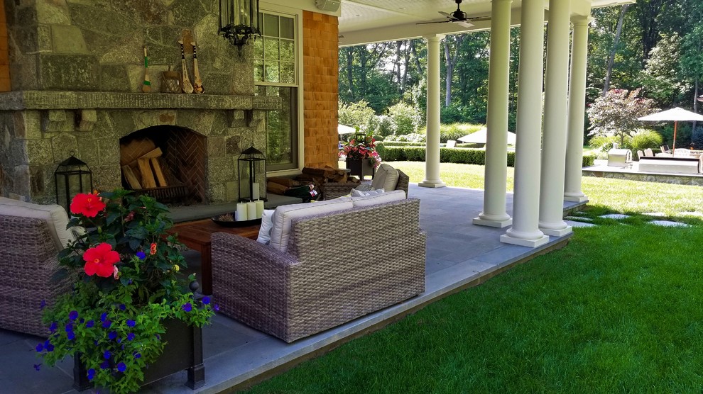 Driveway, Front Yard and Backyard Landscaping - Traditional - Patio ...