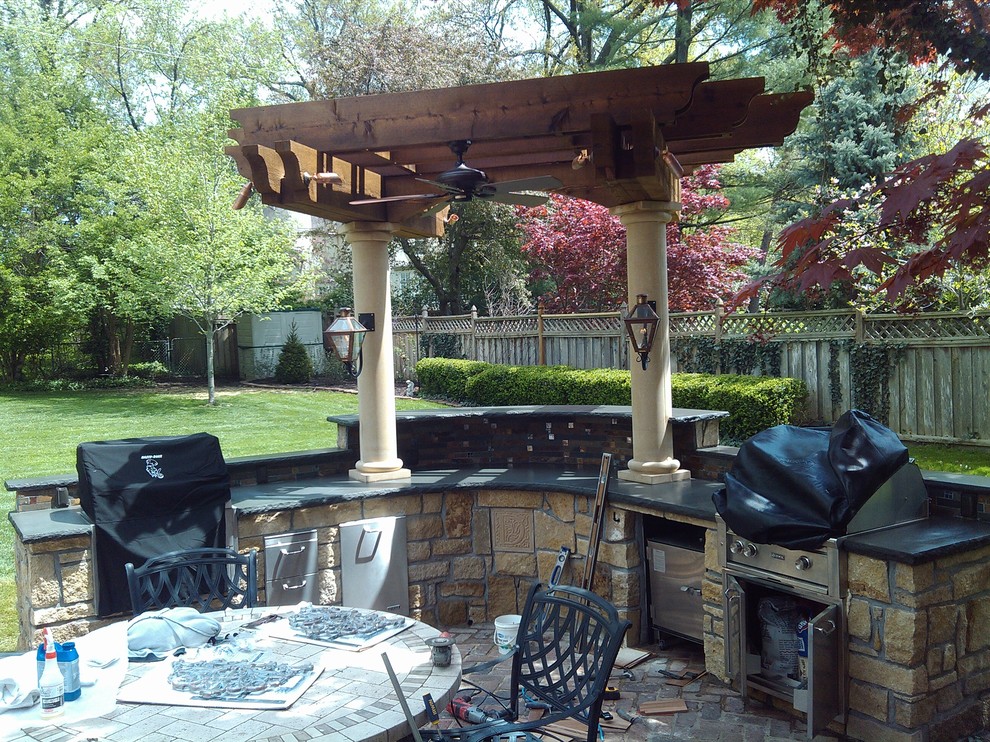 DuVall patio Traditional Patio Kansas City by Sturgis Materials
