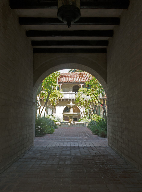 My Houzz: Fairy-Tale Charm in a Historic Hollywood Landmark