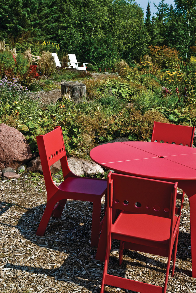 Enviro Wood Modern Furniture Cricket Chair with 44" Alfresco Table