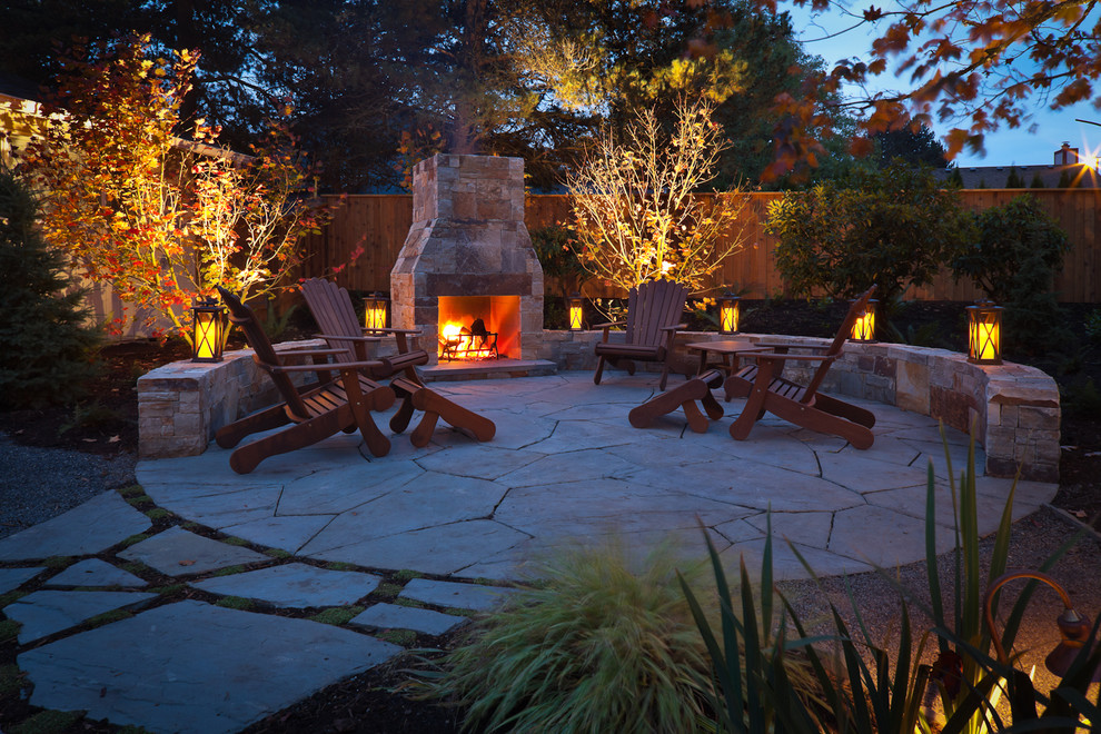 Inspiration for a timeless patio remodel in Portland
