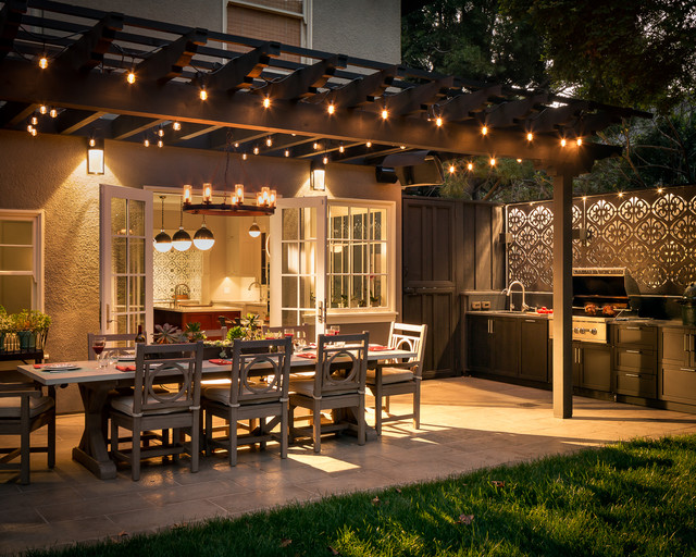 outdoor dining table lighting