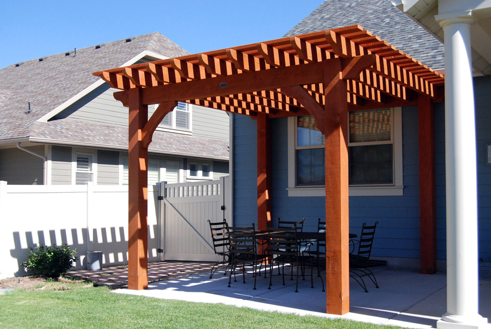 Photo of a traditional patio in Salt Lake City.