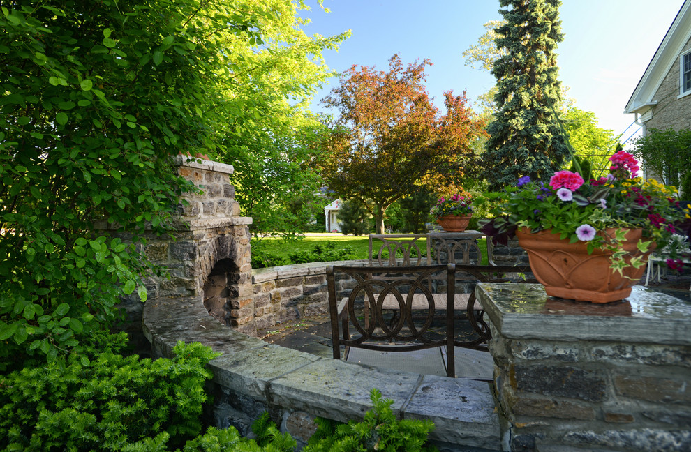 Farmhouse Courtyard Farmhouse Patio Toronto by Wentworth