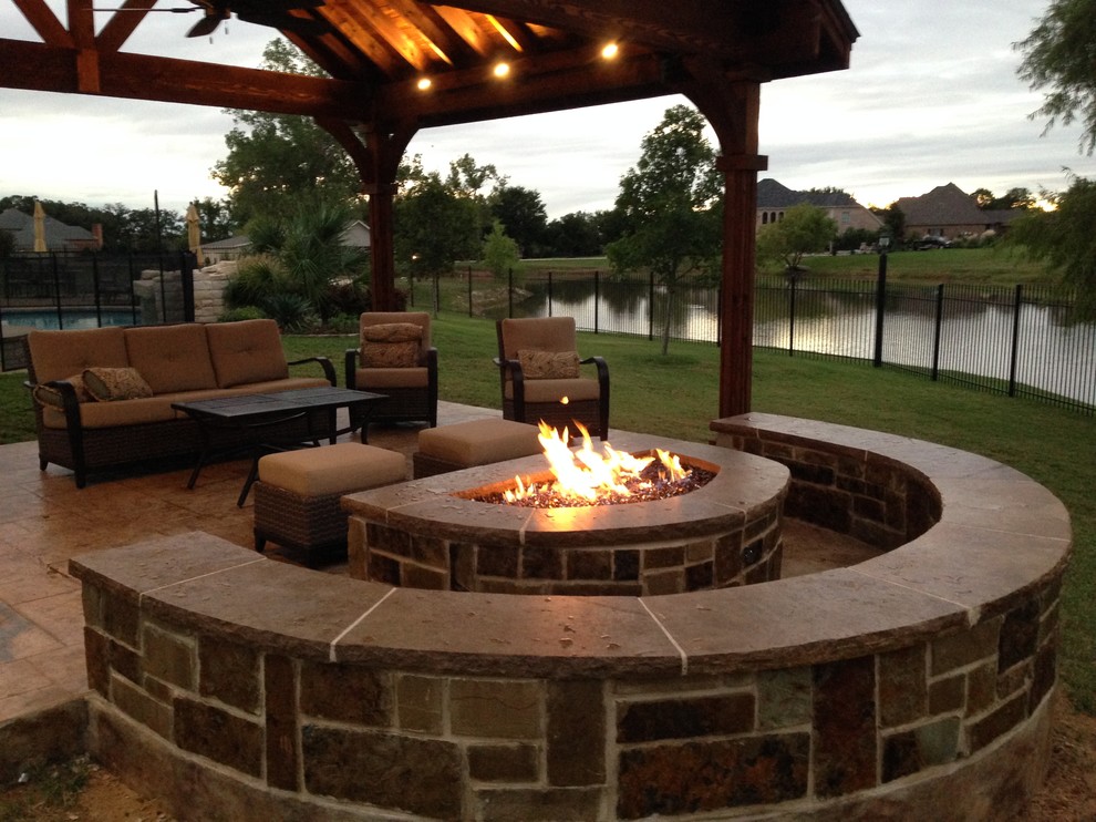 Fire Pit w/Stone Seating Surround - Craftsman - Patio ... Fire Pit w/Stone Seating Surround - Craftsman - Patio ... on Urban Living Outdoor id=38591