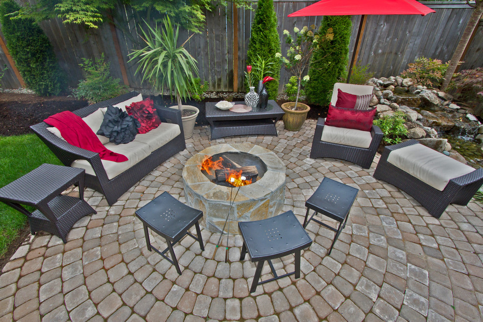 Fire pit Water feature Pergola Paver courtyard Traditional